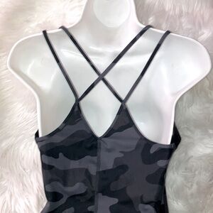 OLD NAVY Strappy Camo Tank Shelf with Removable Pad Inserts L